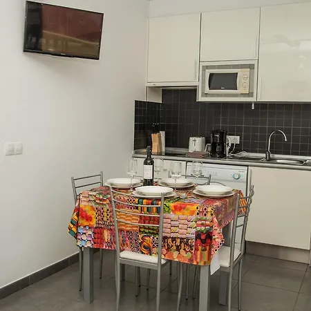 In Fanabe Fa/165 Apartment *